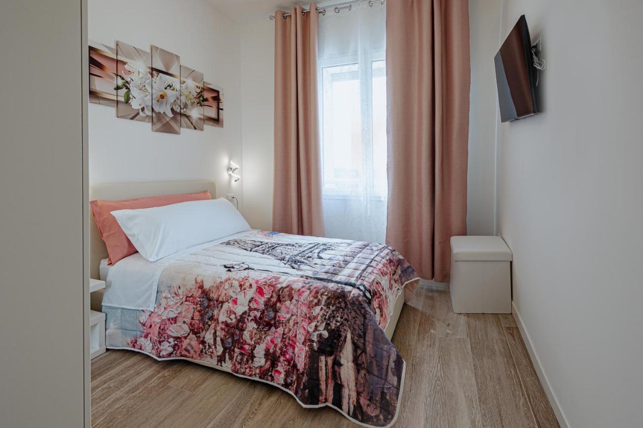Home Sweet Home Bologna Bagian luar foto